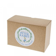 Charger l'image dans la galerie, Peter Rabbit and Benjamin Pulling a Cracker Figurine