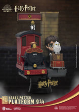 Load image into Gallery viewer, Harry Potter D-Stage PVC Diorama Platform 9 3/4 15cm