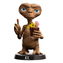 Afbeelding in Gallery-weergave laden, E.T. the Extra-Terrestrial Mini Co. PVC Figure E.T. 15 cm