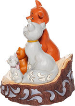 Charger l'image dans la galerie, Disney Traditions Pride and Joy (Carved by Heart Aristocats Figurine) -