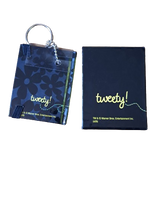 Charger l&#39;image dans la galerie, Tweety Notebook Keyring &amp; Miniature Notebook Set
