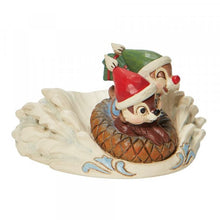 Carica l&#39;immagine nel visualizzatore di Gallery, Disney Traditions Chip &amp; Dale Sledging Figurine
