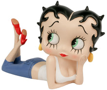 Load image into Gallery viewer, Betty Boop Lying Down Sunny Day 17cm
