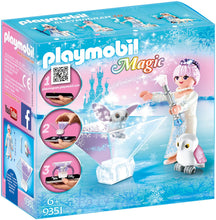 Cargar imagen en el visor de la galería, Playmobil 9351 Magic Playmogram 3D Ice Flower Princess - The Celebrity Gift Company
