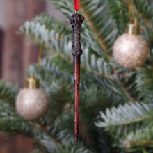 Załaduj obraz do przeglądarki galerii, Harry Potter Harry&#39;s Wand Hanging Ornament 15.5cm
