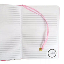 Afbeelding in Gallery-weergave laden, Aristocats Marie A5 160 Page Hardback Notebook with Gold Strap and Charm
