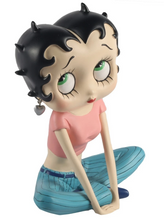 Load image into Gallery viewer, Betty Boop Sitting - Cross leg 16cm
