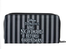 Cargar imagen en el visor de la galería, The Nightmare Before Christmas NBX Jack &amp; Sally Black Zipped Purse
