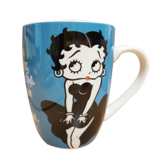 Cargar imagen en el visor de la galería, Betty Boop Ceramic Mug - Marilyn

